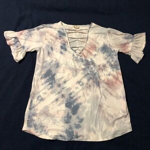 BiBi Tie Die shirt